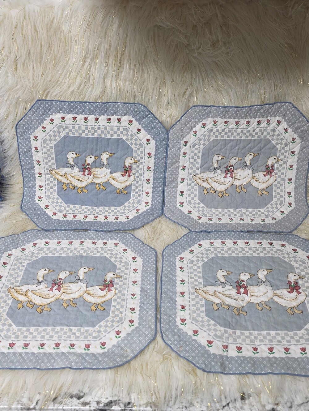 VINTAGE COUNTRY GEESE RIBBON GEESE GOOSE PLACEMATS SET OF 4 RARE EUC
